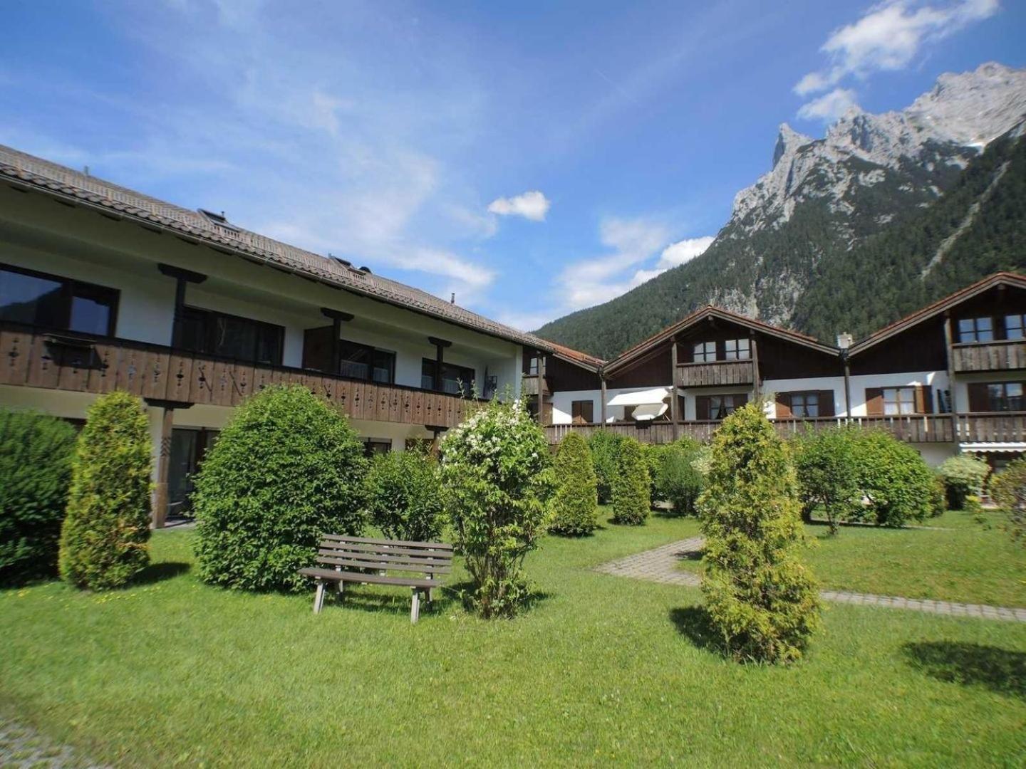 Alpenveilchen -212- Apartment Mittenwald Bagian luar foto